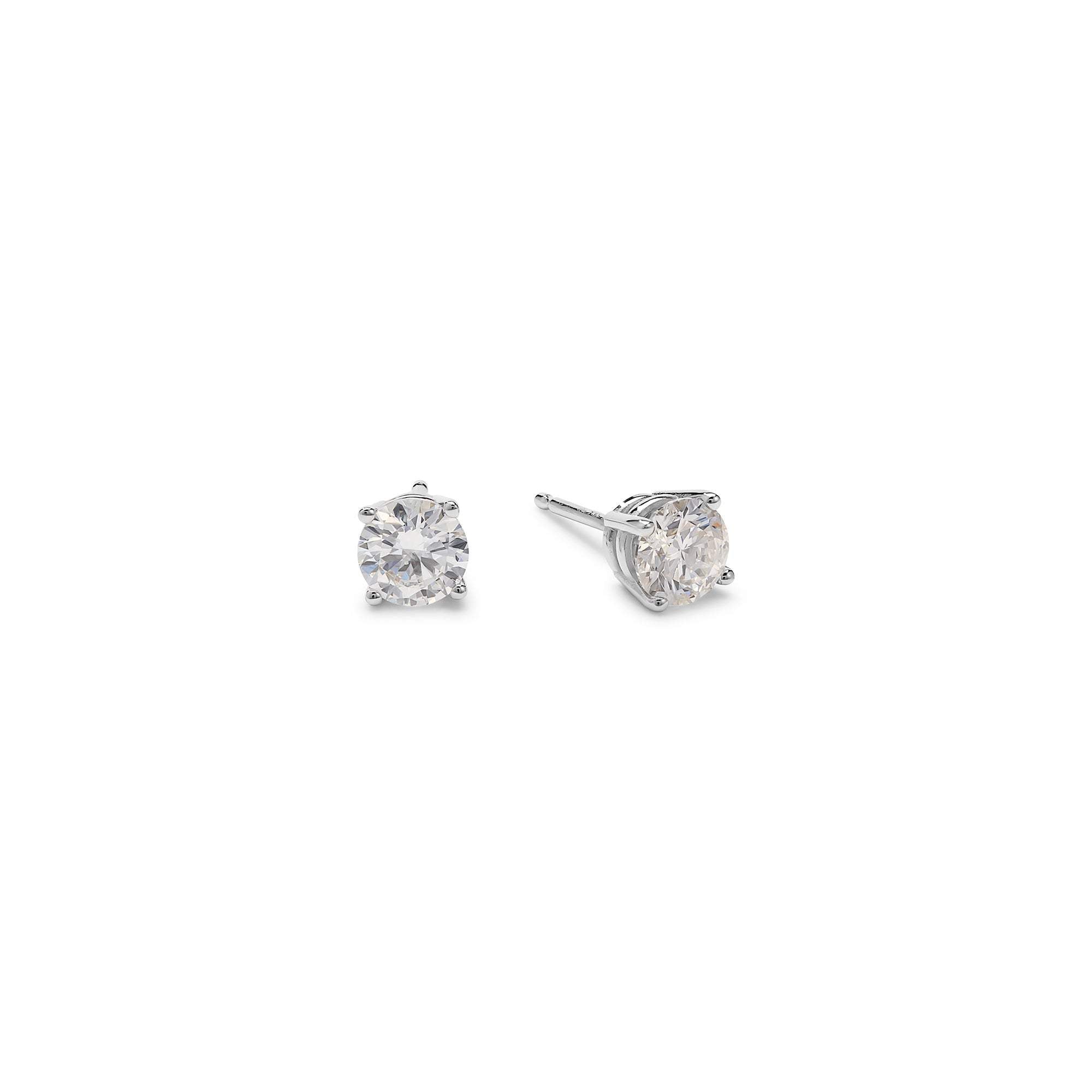 Round Diamond Stud Earrings