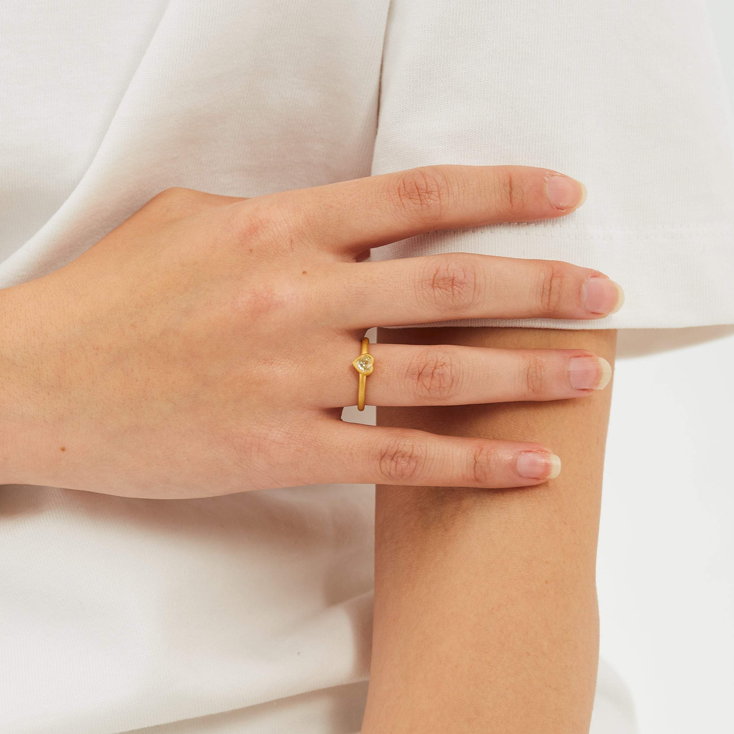 Yellow Gold Yellow Diamond Heart Ring